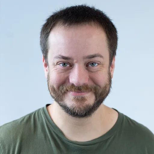 Portrait of Jeff Schroeder